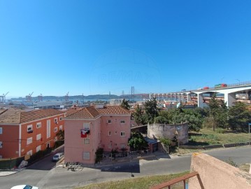 Apartamento 3 Quartos em Alcântara