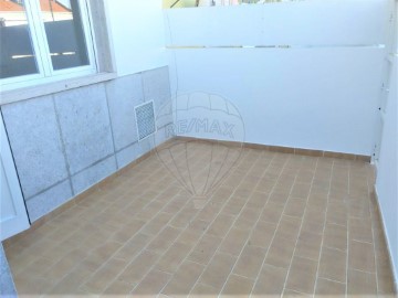 Appartement 1 Chambre à Falagueira-Venda Nova