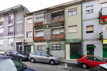 Edificio en Santa Marinha e São Pedro da Afurada