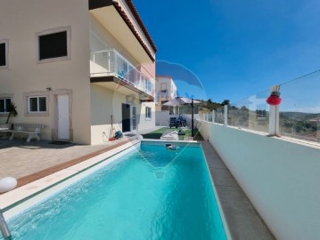 Casa o chalet 4 Habitaciones en União Freguesias Santa Maria, São Pedro e Matacães