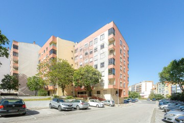 Apartamento 2 Quartos em Agualva e Mira-Sintra