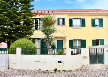 Maison 4 Chambres à Cidade de Santarém
