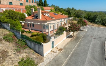 Maison 5 Chambres à Azambuja