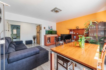 Apartment 3 Bedrooms in Agualva e Mira-Sintra