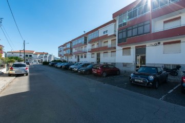 Apartamento 2 Quartos em Loures