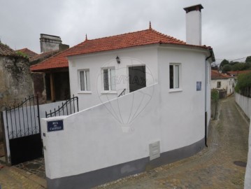 House 2 Bedrooms in Espinhal