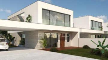 House 3 Bedrooms in Rio Maior