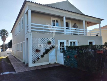 Maison 3 Chambres à Praia da Vitória (Santa Cruz)