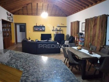 House 3 Bedrooms in Praia da Vitória (Santa Cruz)