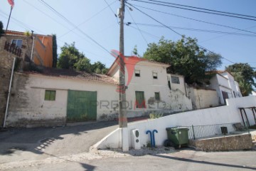 House 2 Bedrooms in Aldeia Galega da Merceana e Aldeia Gavinha