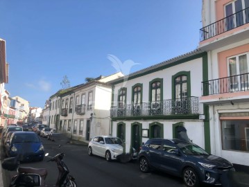 Apartment 3 Bedrooms in Angra (São Pedro)