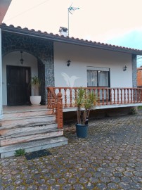 House 3 Bedrooms in Arrabal