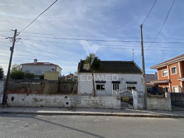 Maison 3 Chambres à Charneca de Caparica e Sobreda