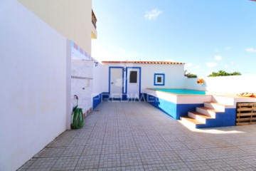 House 3 Bedrooms in Cercal