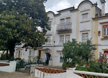 Maison 11 Chambres à Sé e São Lourenço