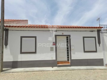 House 5 Bedrooms in Pias