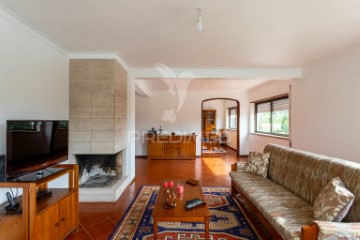 House 3 Bedrooms in Évora de Alcobaça