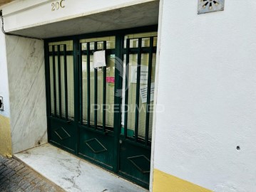 Locaux commerciaux à Assunção, Ajuda, Salvador e Santo Ildefonso