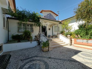 Quintas e casas rústicas 8 Quartos em Torres Novas (Santa Maria, Salvador e Santiago)