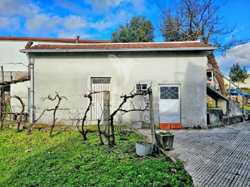 Maison 3 Chambres à Regadas