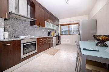 Apartment 3 Bedrooms in Loureira