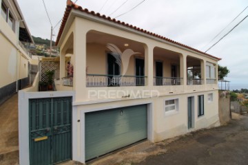 Maison 6 Chambres à São Gonçalo