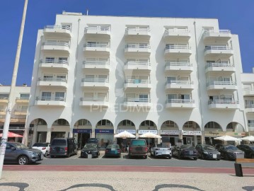 Apartment 3 Bedrooms in Nazaré