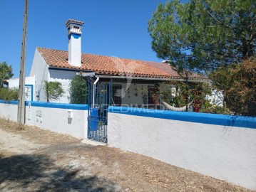 Quintas e casas rústicas 3 Quartos em Capelins (Santo António)