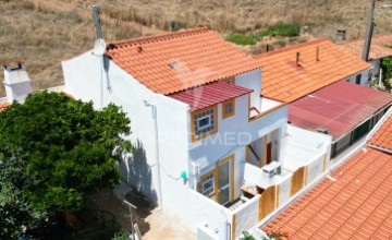 House 4 Bedrooms in São Salvador e Santa Maria