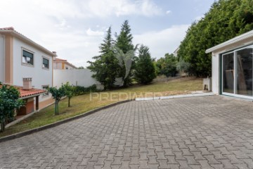 House 3 Bedrooms in Aljubarrota