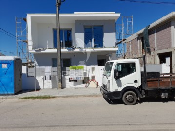 Maison 4 Chambres à Fernão Ferro