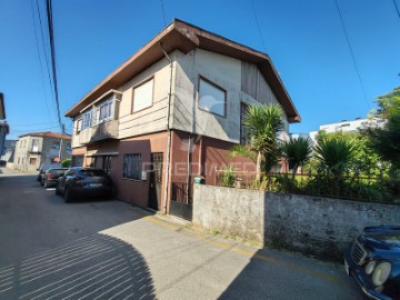 Edificio en Vila de Cucujães