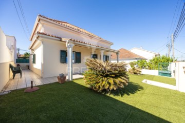 Maison 2 Chambres à Quinta do Conde