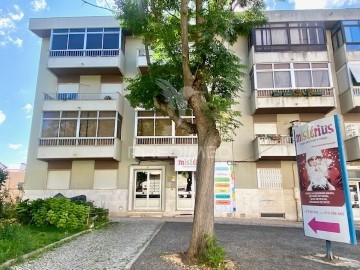 Piso 2 Habitaciones en Santa Iria de Azoia, São João da Talha e Bobadela