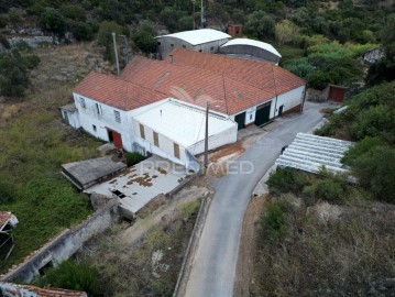 Locaux commerciaux à Alcanena e Vila Moreira