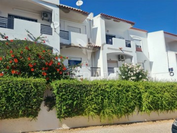 Apartamento 2 Quartos em Albufeira e Olhos de Água