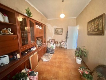 Apartment 3 Bedrooms in Barreiro e Lavradio