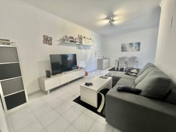 Apartment 2 Bedrooms in Baixa da Banheira e Vale da Amoreira