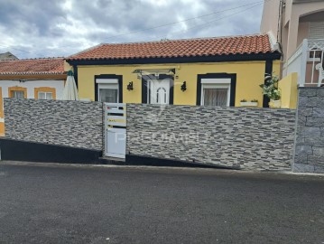 Moradia 2 Quartos em São Bento