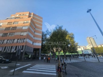 Apartamento 3 Quartos em Cedofeita, Santo Ildefonso, Sé, Miragaia, São Nicolau e Vitória