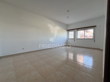 Appartement 2 Chambres à Santa Iria de Azoia, São João da Talha e Bobadela