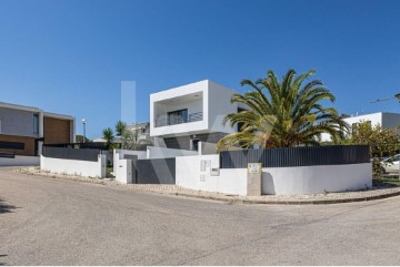 Casa o chalet 5 Habitaciones en Alcantarilha e Pêra