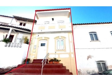 House 2 Bedrooms in São Bartolomeu de Messines