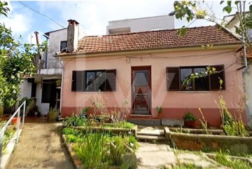 House 2 Bedrooms in Soure