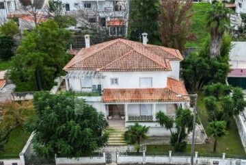 Casa o chalet 6 Habitaciones en Santo António dos Olivais