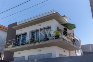 Apartment 3 Bedrooms in Sé Nova, Santa Cruz, Almedina e São Bartolomeu