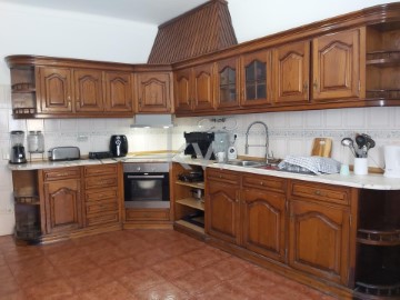 House 3 Bedrooms in Taveiro, Ameal e Arzila