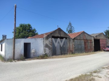 Industrial building / warehouse in Tocha