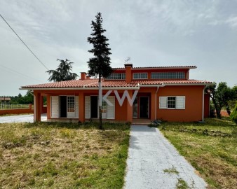 Maison 4 Chambres à São Lourenço do Bairro