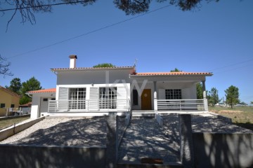 House 3 Bedrooms in Sameice e Santa Eulália